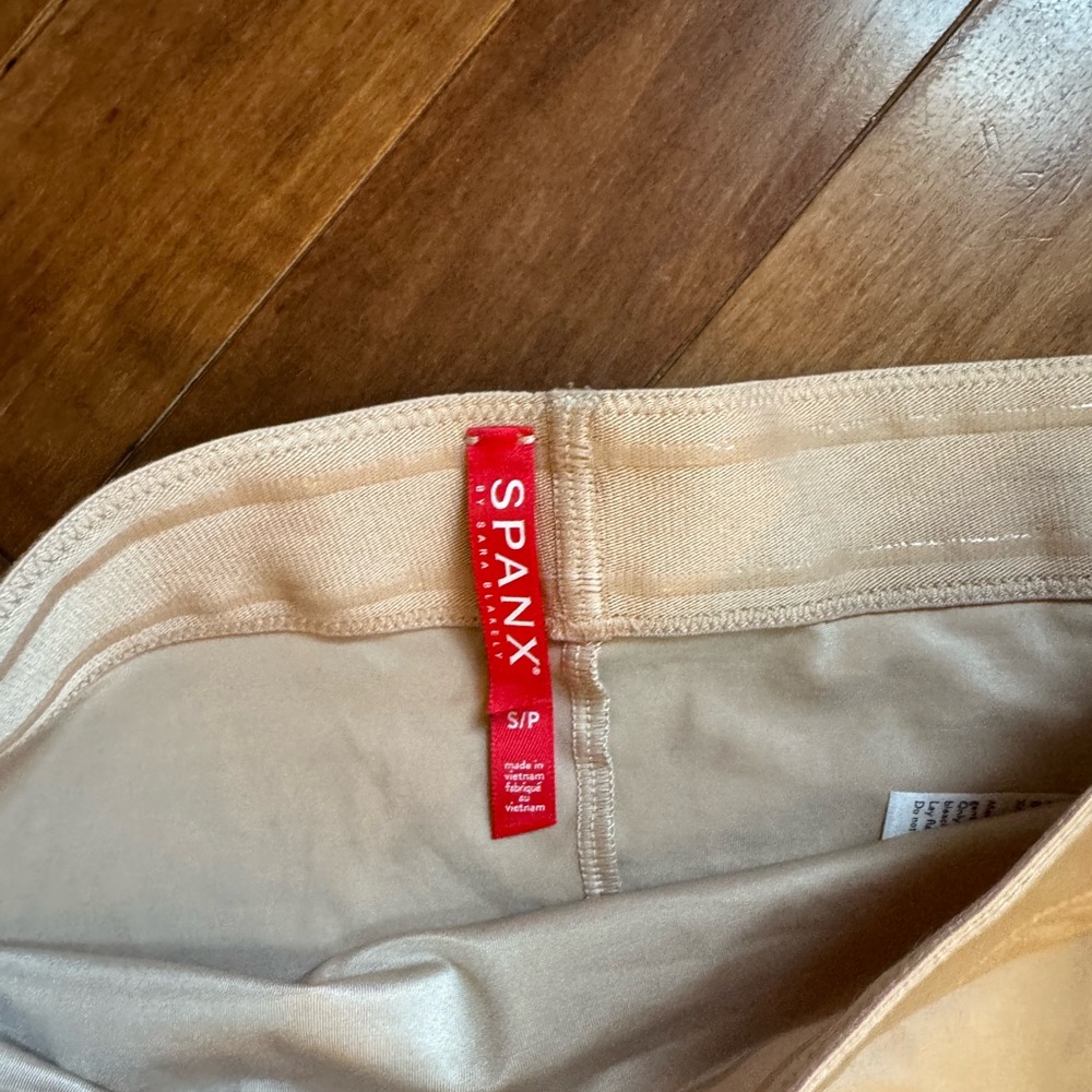 SPANX Cream High-Waist Shaping Bottoms - Picture 2 of 2